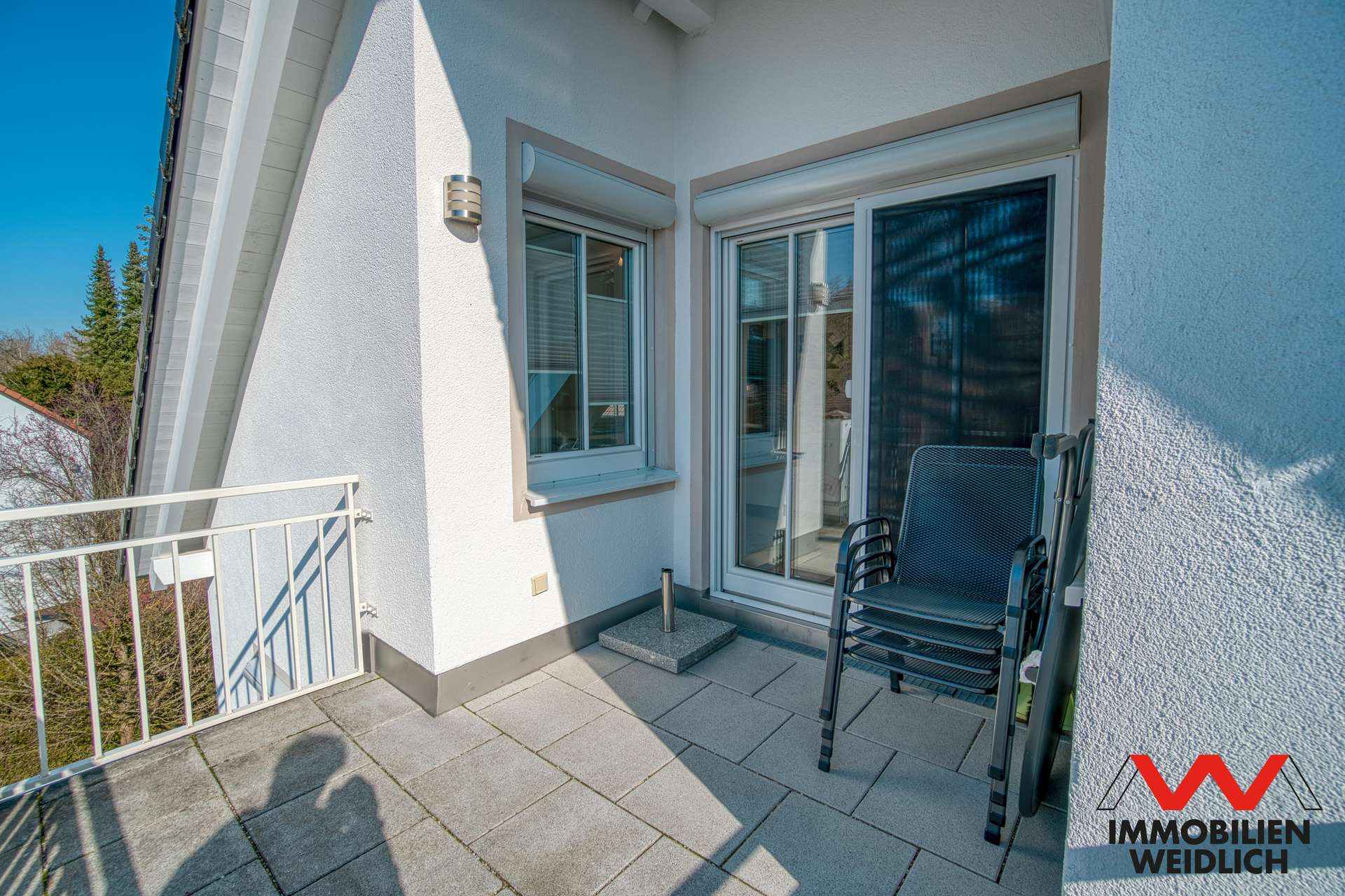 Sonnige Terrasse